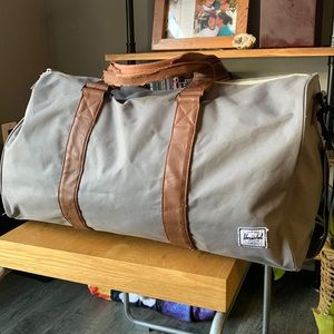 Herschel duffel bag
